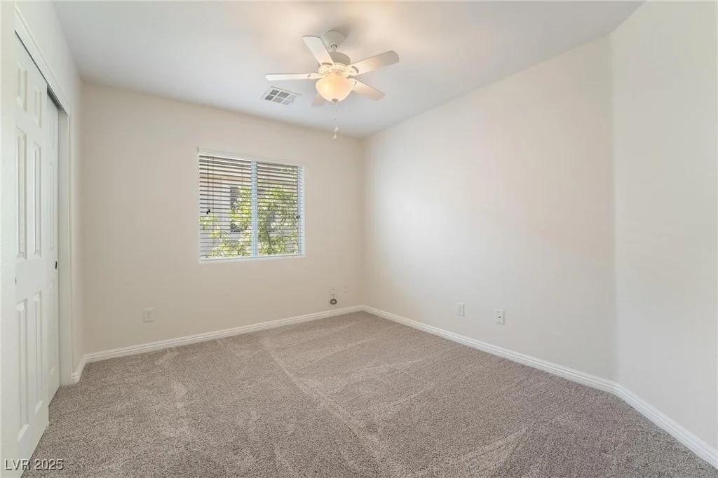 10123 Aspen Rose, Las Vegas, NV 89183