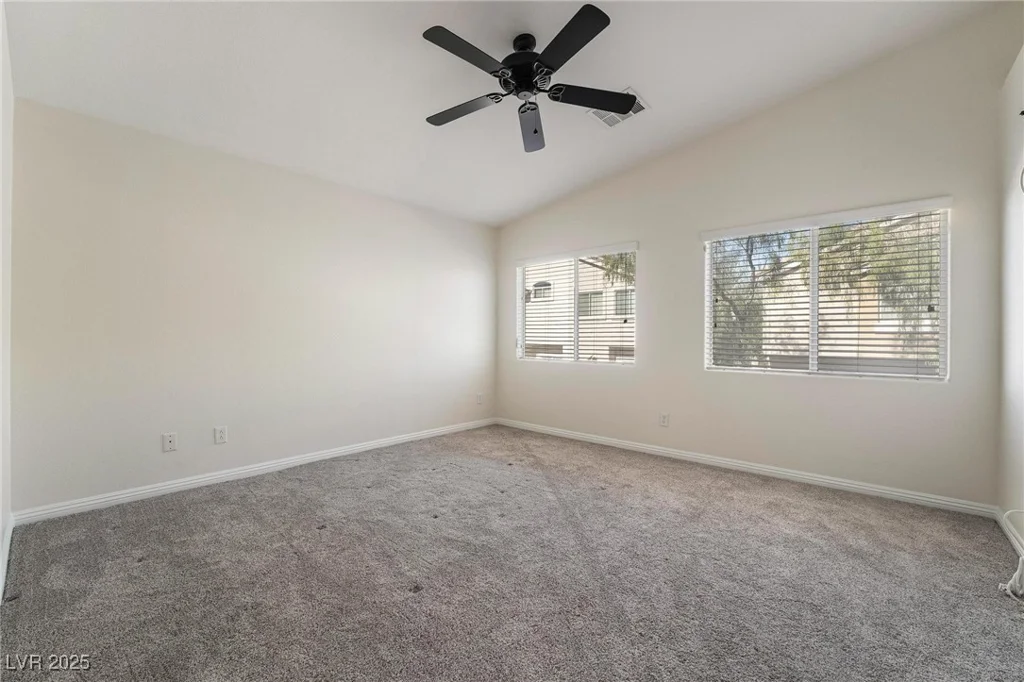 10123 Aspen Rose, Las Vegas, NV 89183