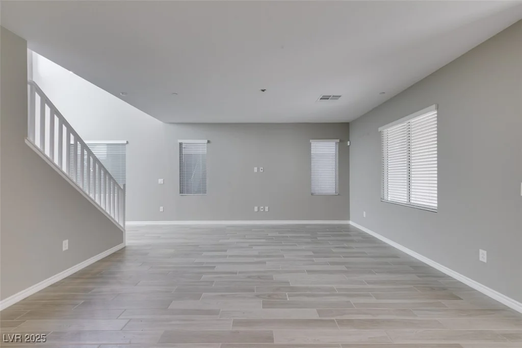 9239 Albus Hills, Las Vegas, NV 89143