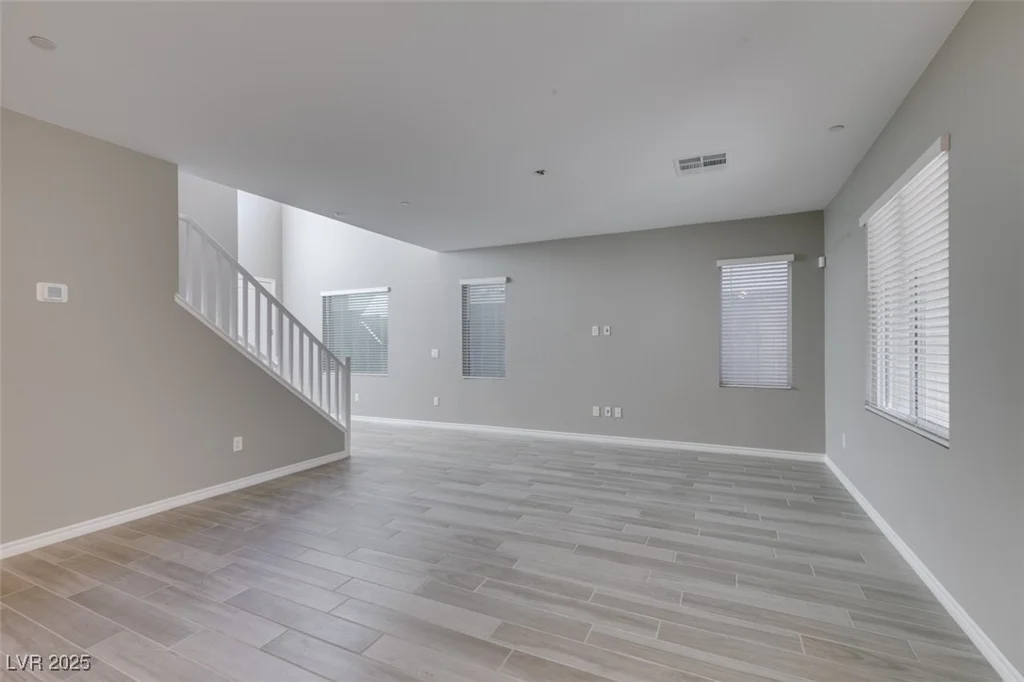 9239 Albus Hills, Las Vegas, NV 89143