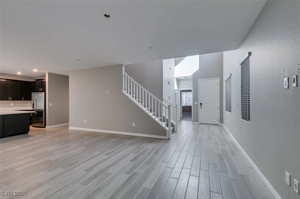9239 Albus Hills, Las Vegas, NV 89143