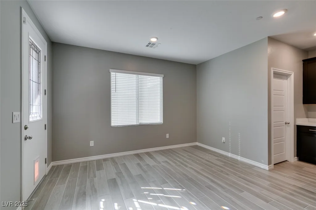 9239 Albus Hills, Las Vegas, NV 89143