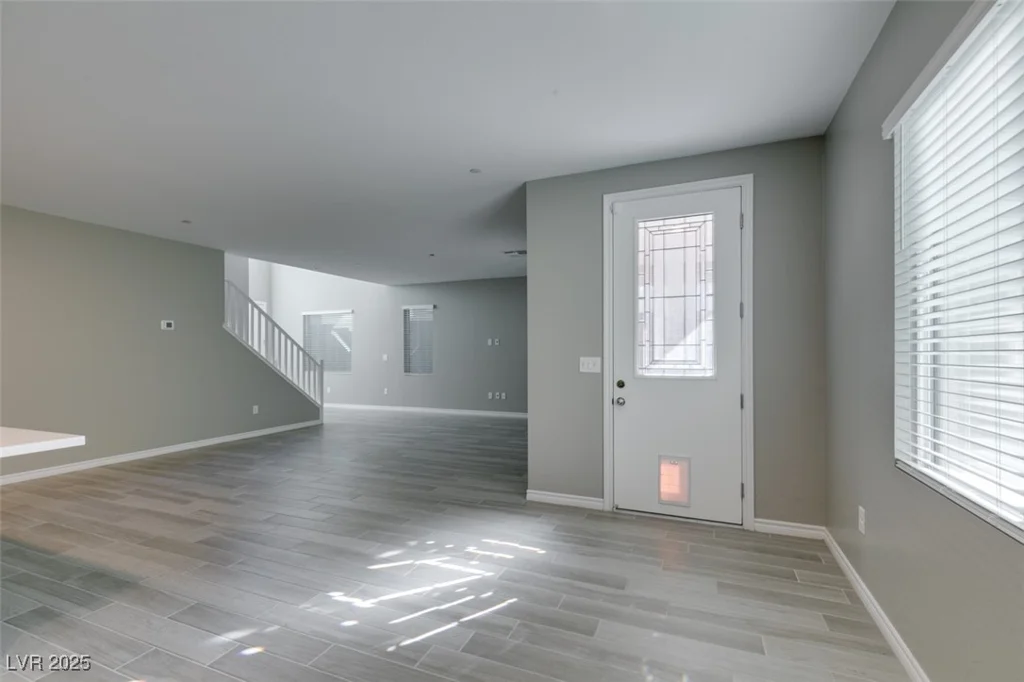 9239 Albus Hills, Las Vegas, NV 89143