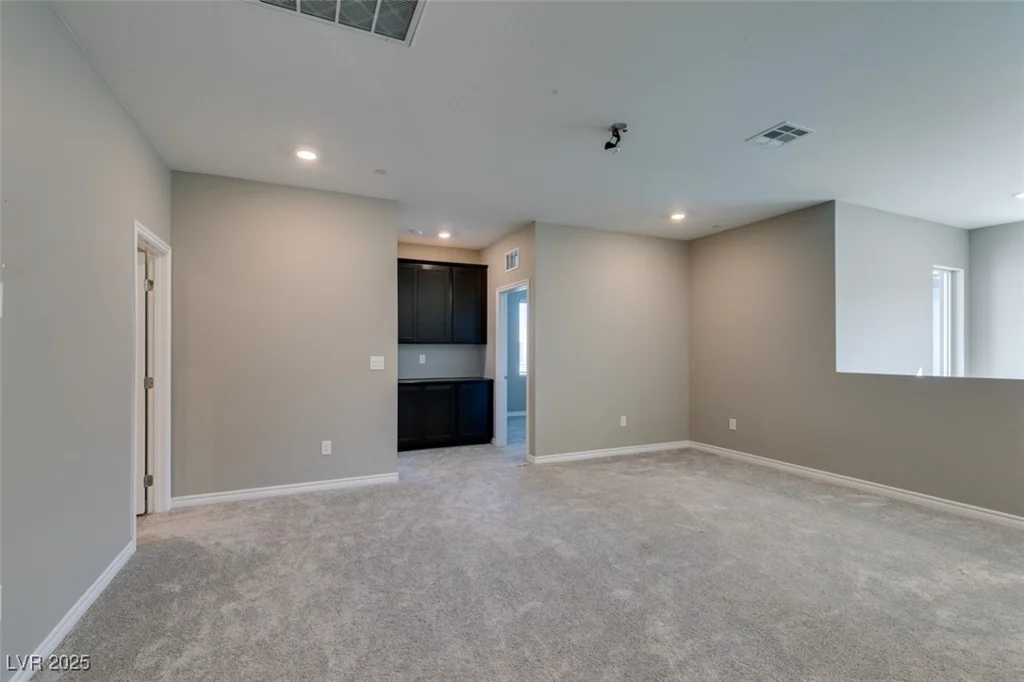 9239 Albus Hills, Las Vegas, NV 89143