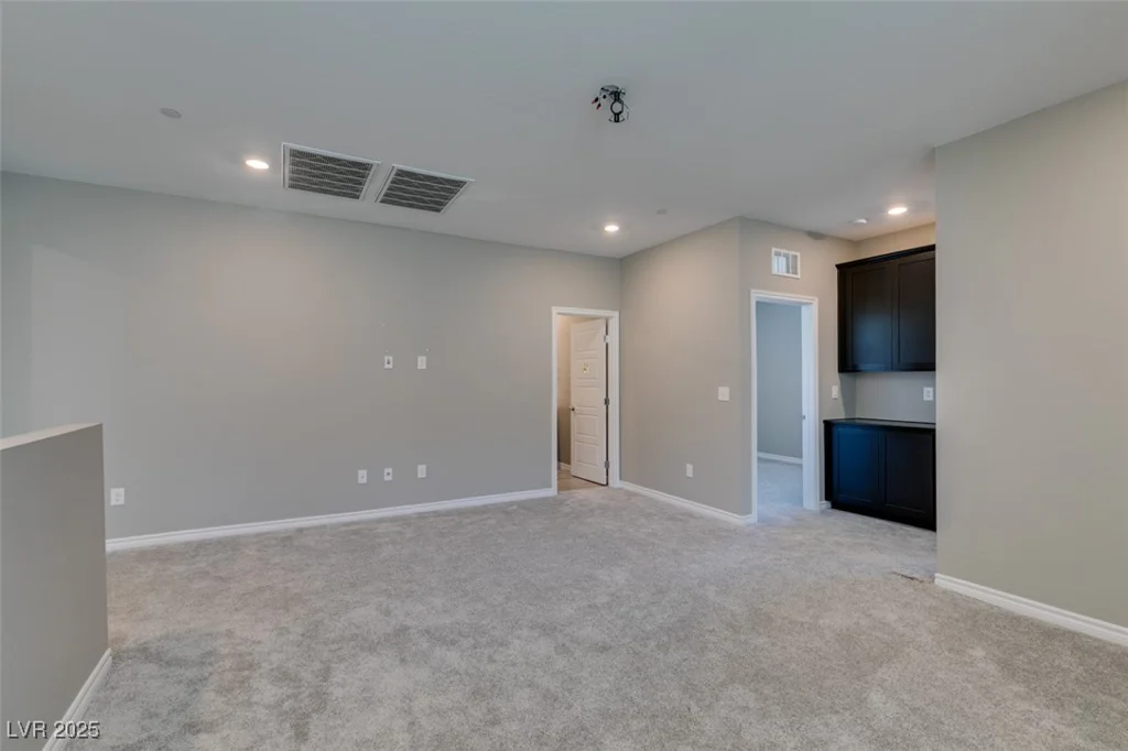 9239 Albus Hills, Las Vegas, NV 89143