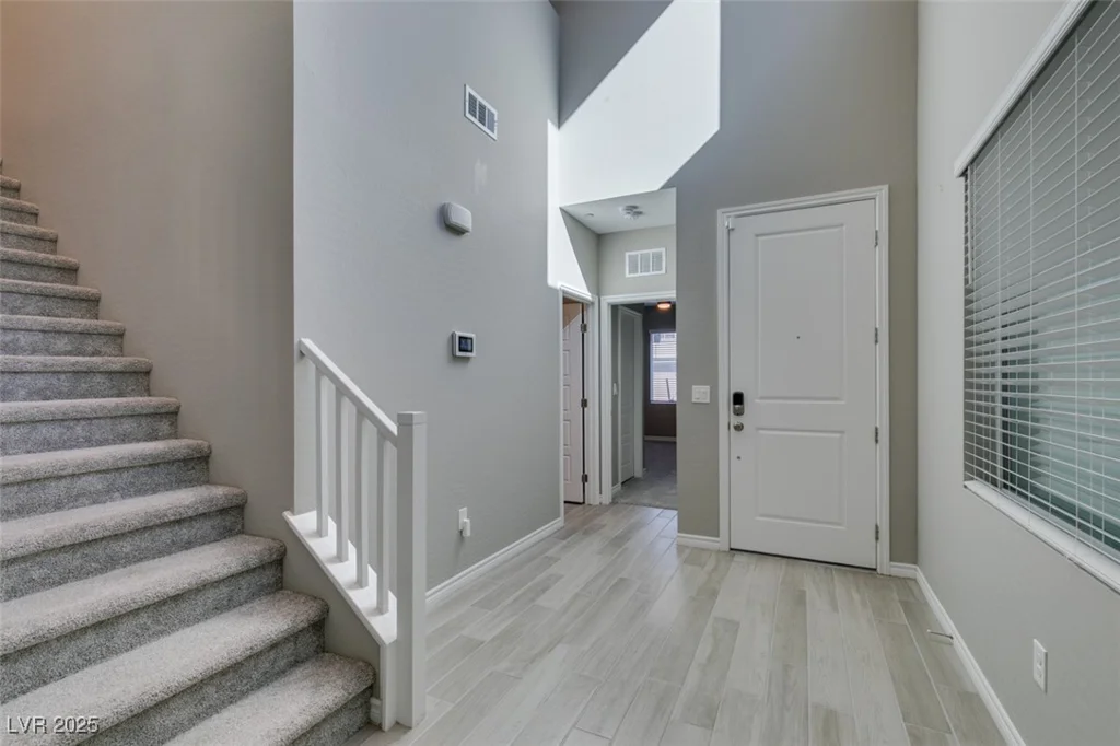 9239 Albus Hills, Las Vegas, NV 89143