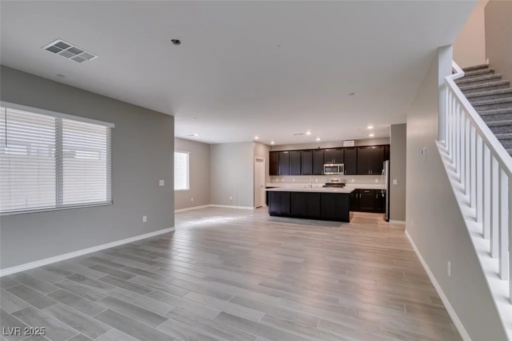 9239 Albus Hills, Las Vegas, NV 89143