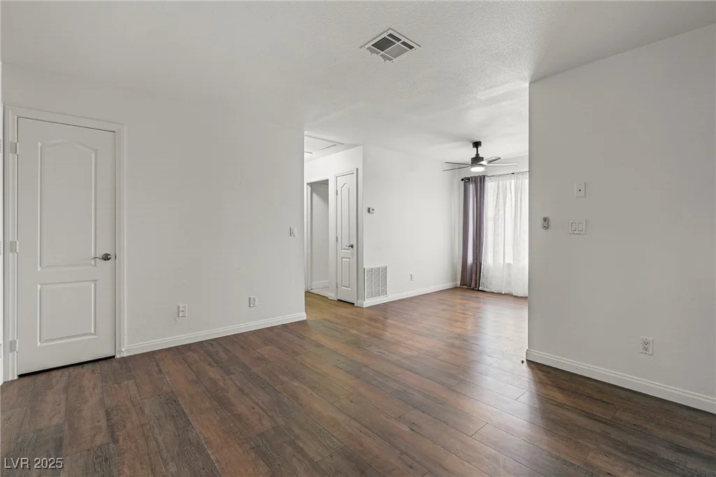 7200 Pirates Cove, Las Vegas, NV 89145