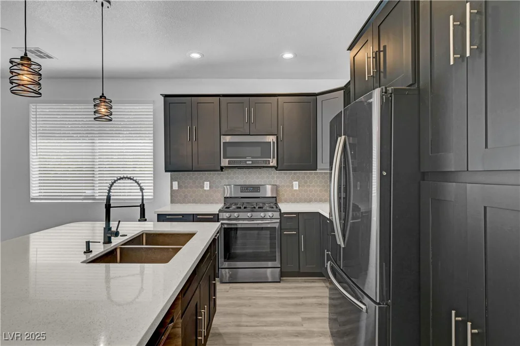 1282 Sloan, Las Vegas, NV 89110