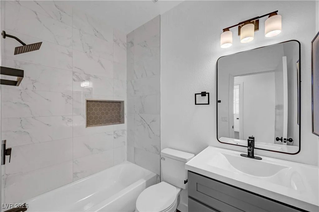 1282 Sloan, Las Vegas, NV 89110