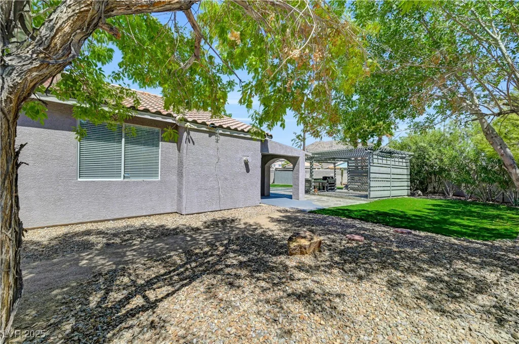 1282 Sloan, Las Vegas, NV 89110