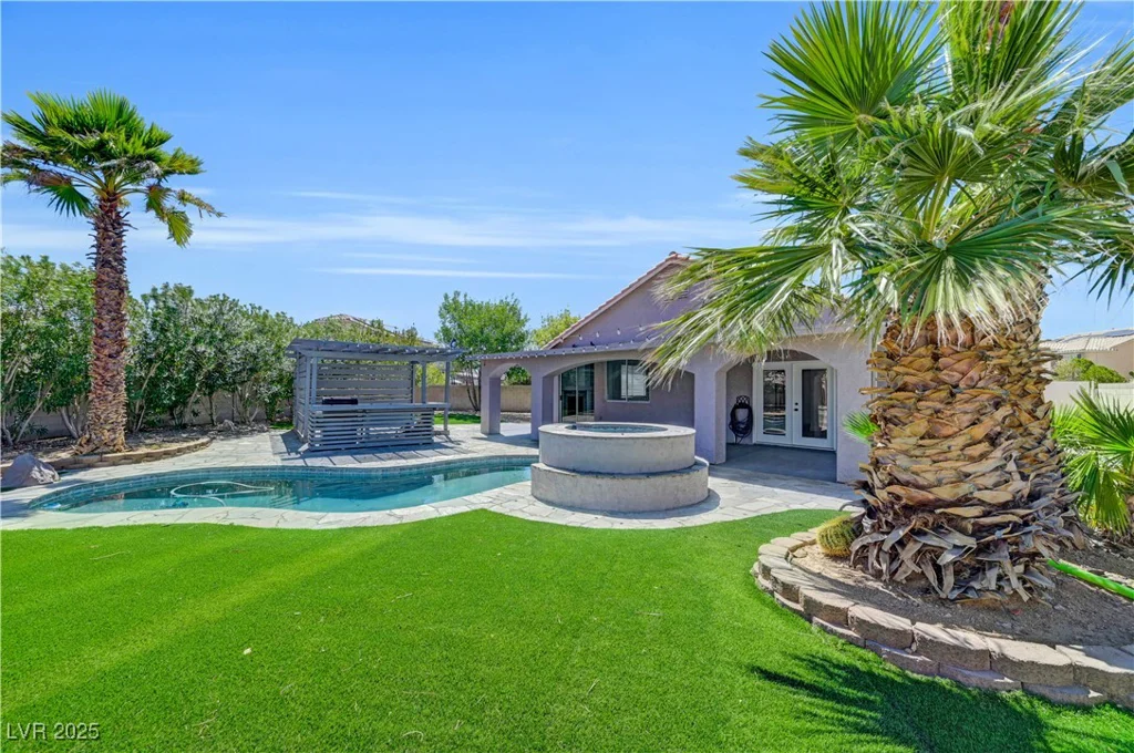 1282 Sloan, Las Vegas, NV 89110