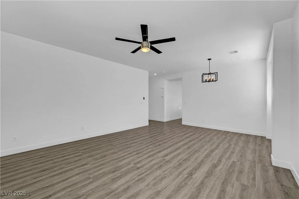 1282 Sloan, Las Vegas, NV 89110