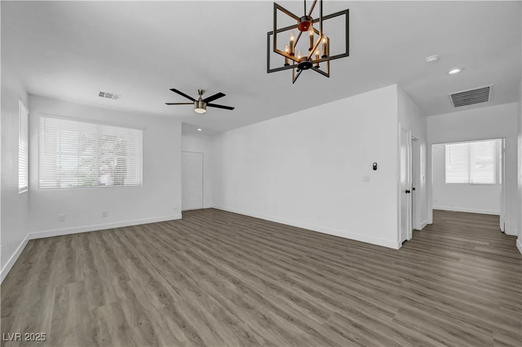 1282 Sloan, Las Vegas, NV 89110