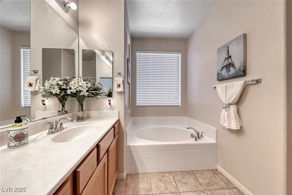 1042 Via Saint Andrea, Henderson, NV 89011