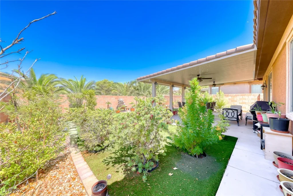 1042 Via Saint Andrea, Henderson, NV 89011