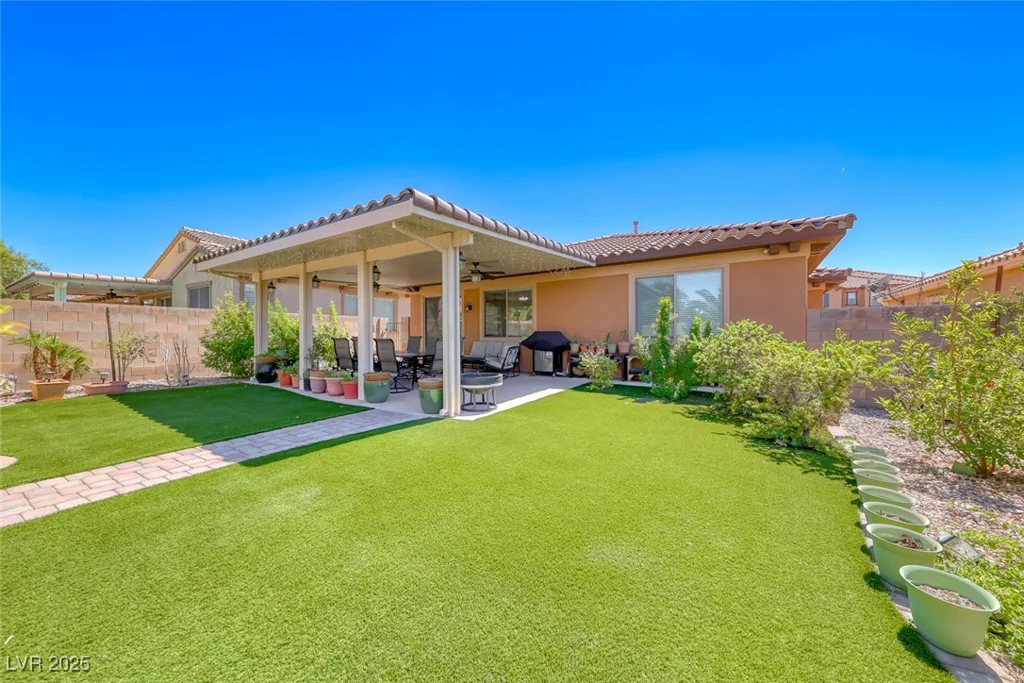 1042 Via Saint Andrea, Henderson, NV 89011