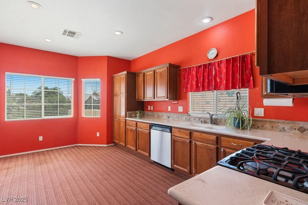 6243 Black Mane, North Las Vegas, NV 89081