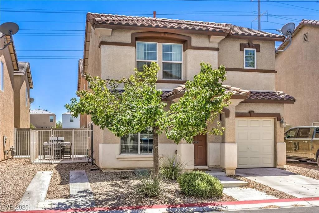 421 Dairy Creek, Las Vegas, NV 89183