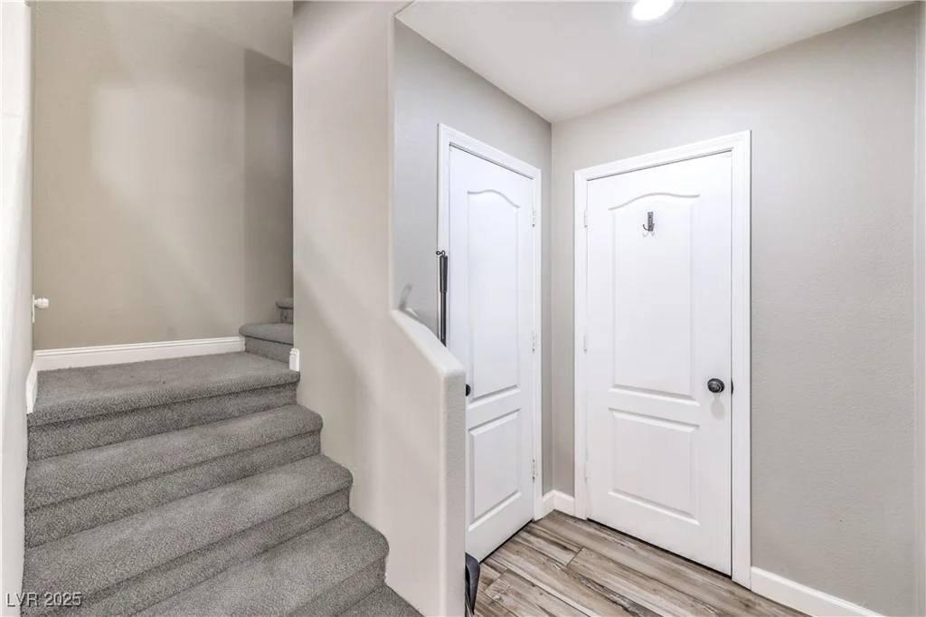 421 Dairy Creek, Las Vegas, NV 89183