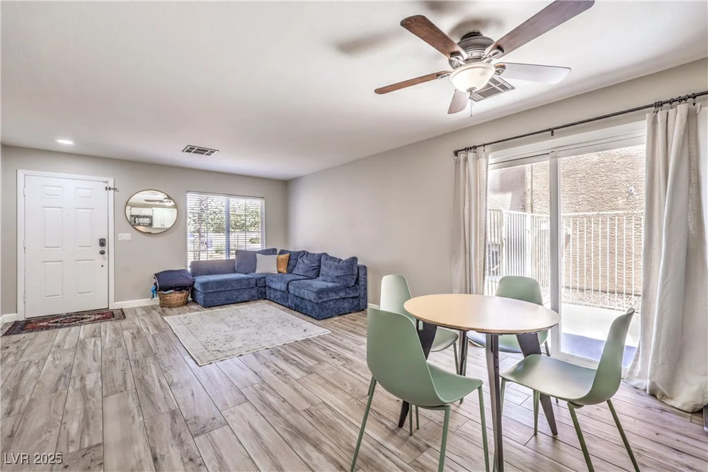 421 Dairy Creek, Las Vegas, NV 89183