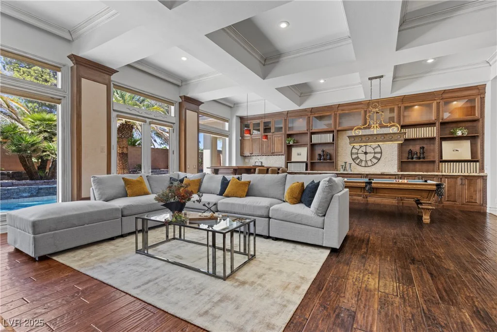 2231 Jamaica, Las Vegas, NV 89117