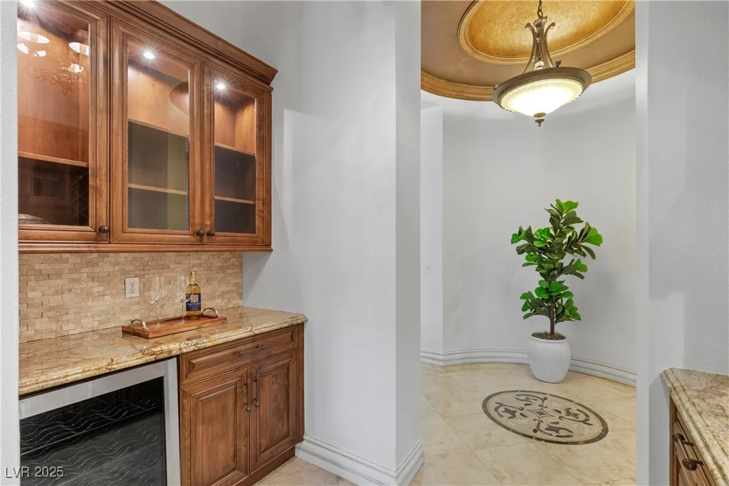 2231 Jamaica, Las Vegas, NV 89117