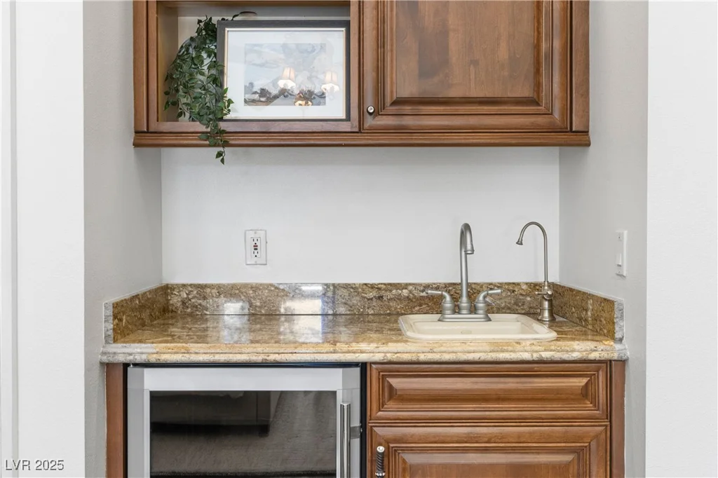 2231 Jamaica, Las Vegas, NV 89117
