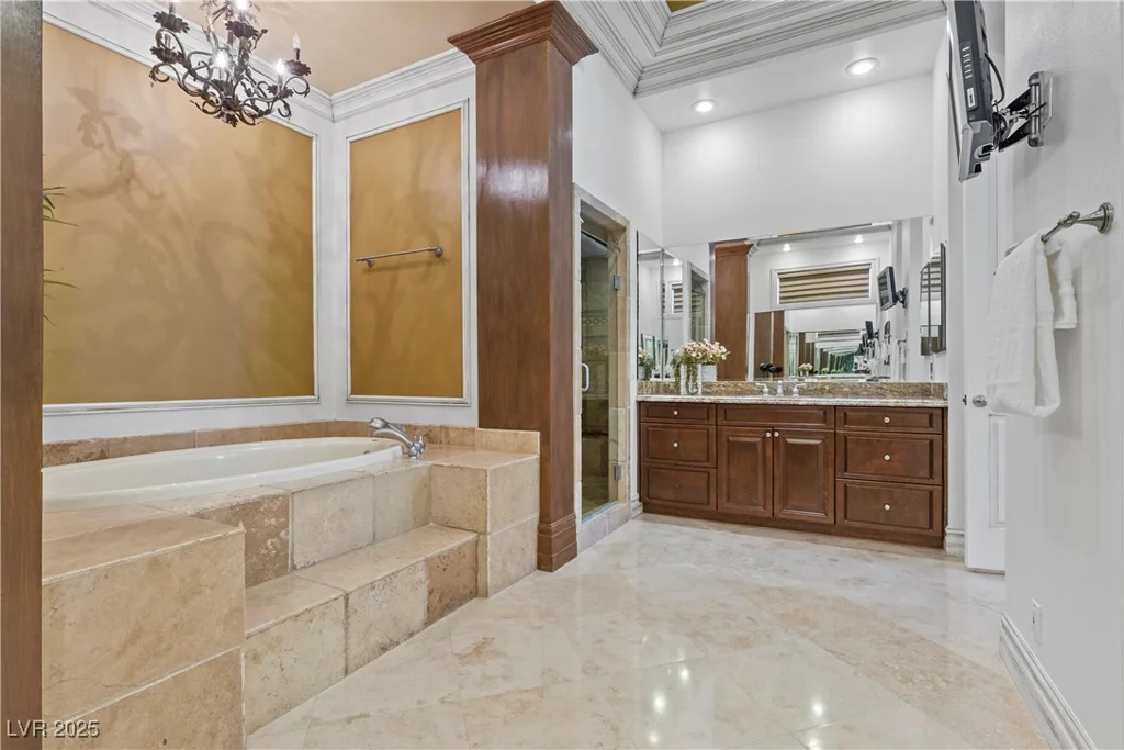 2231 Jamaica, Las Vegas, NV 89117