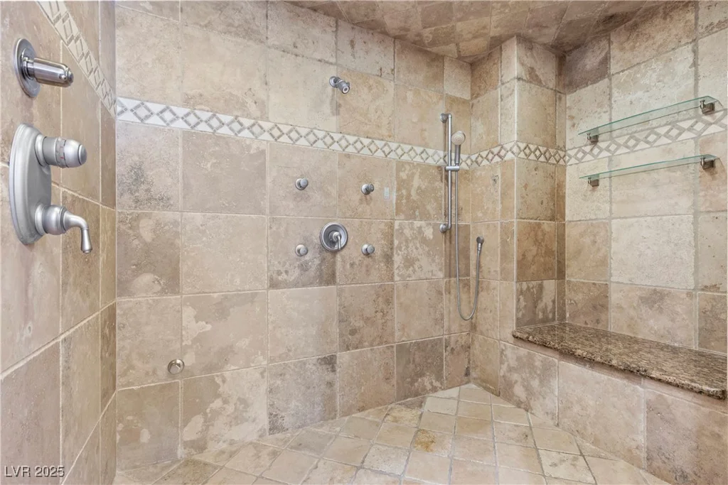 2231 Jamaica, Las Vegas, NV 89117