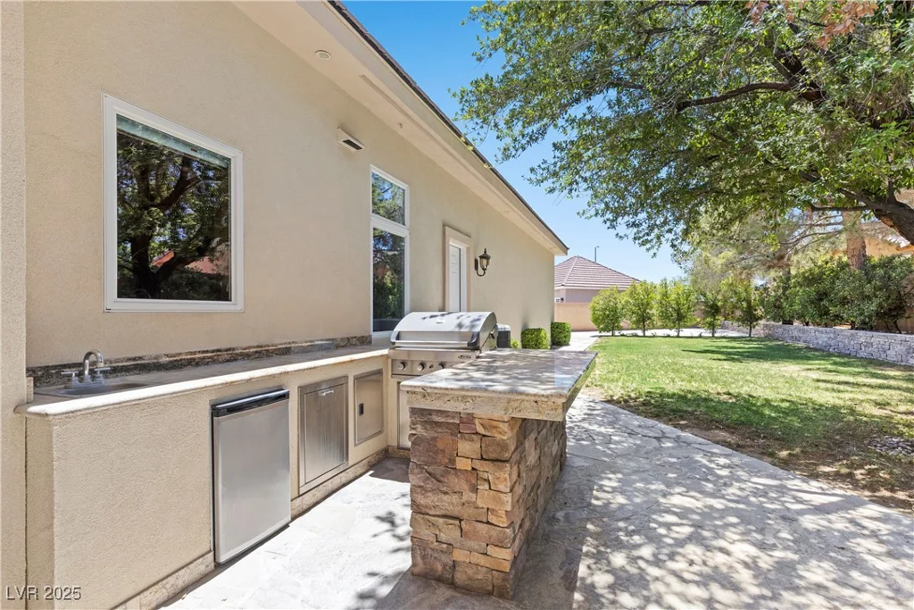 2231 Jamaica, Las Vegas, NV 89117