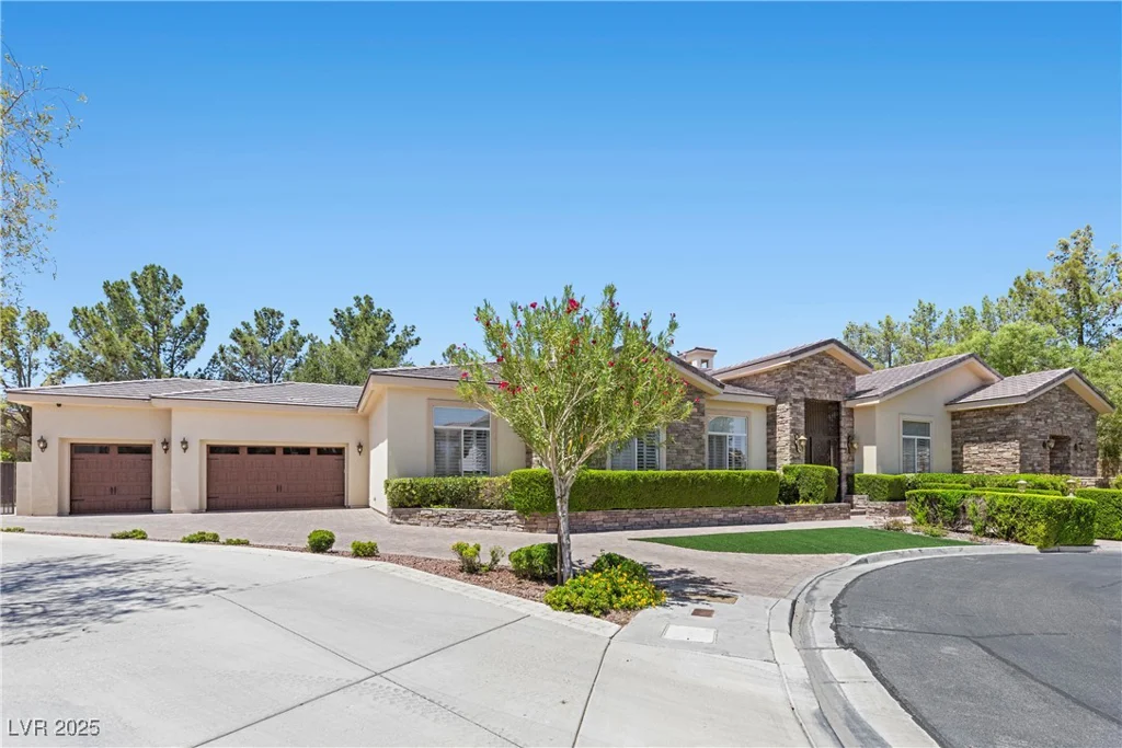 2231 Jamaica, Las Vegas, NV 89117