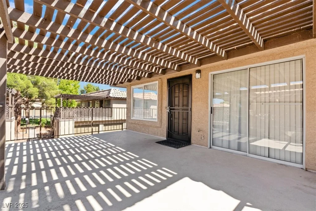 742 Nectarine, Henderson, NV 89014