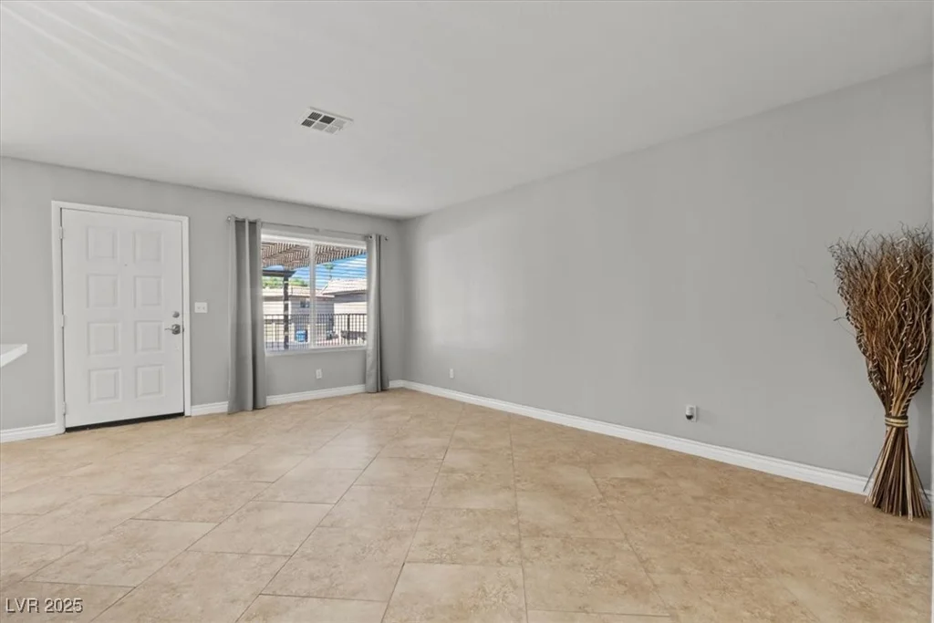 742 Nectarine, Henderson, NV 89014