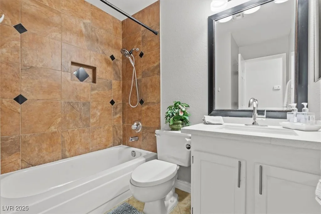 742 Nectarine, Henderson, NV 89014