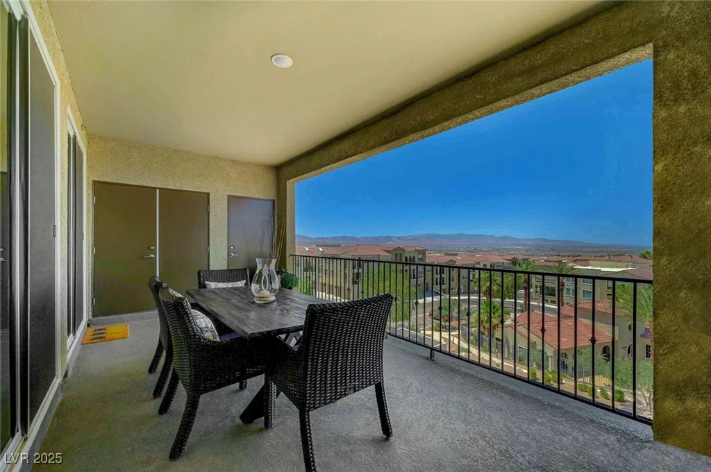 2555 Hampton, Henderson, NV 89052