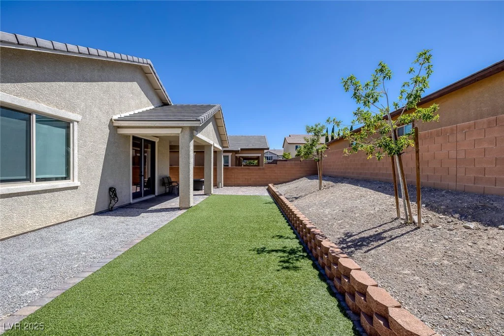 7111 Stanley Frederick, Las Vegas, NV 89166