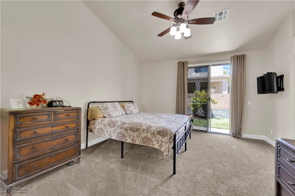 7565 Trickling Wash, Las Vegas, NV 89131