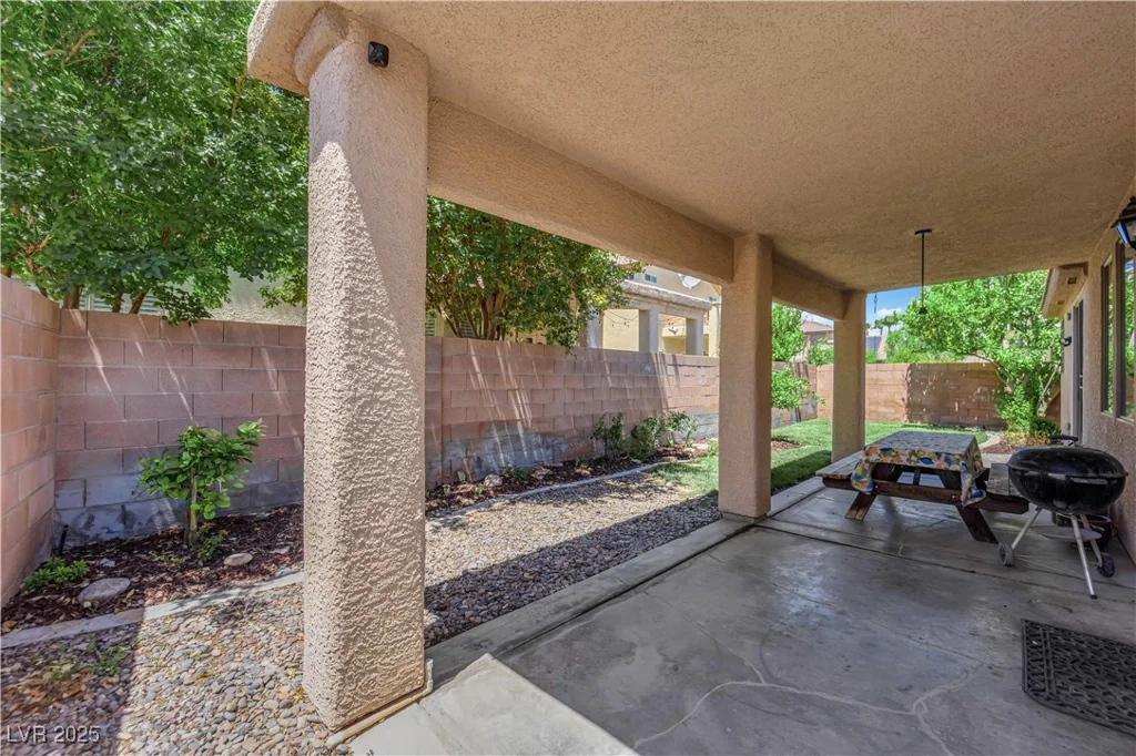 7565 Trickling Wash, Las Vegas, NV 89131