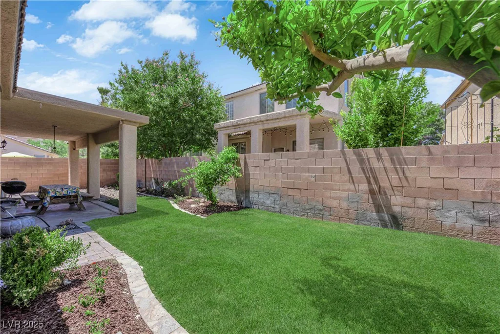 7565 Trickling Wash, Las Vegas, NV 89131