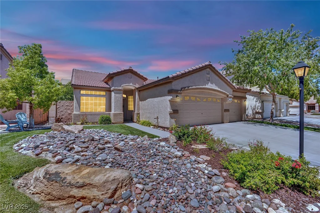 7565 Trickling Wash, Las Vegas, NV 89131