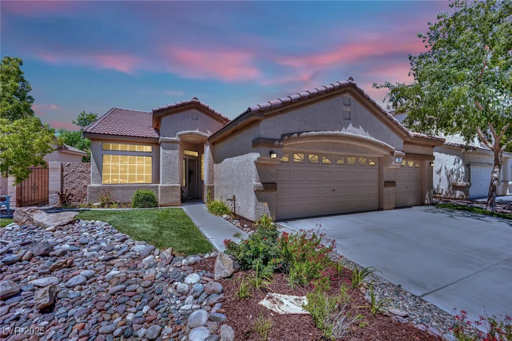 7565 Trickling Wash, Las Vegas, NV 89131