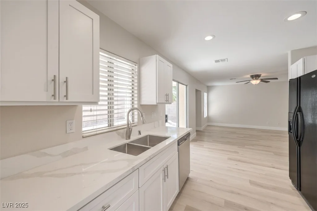 7909 Gilmore, Las Vegas, NV 89129
