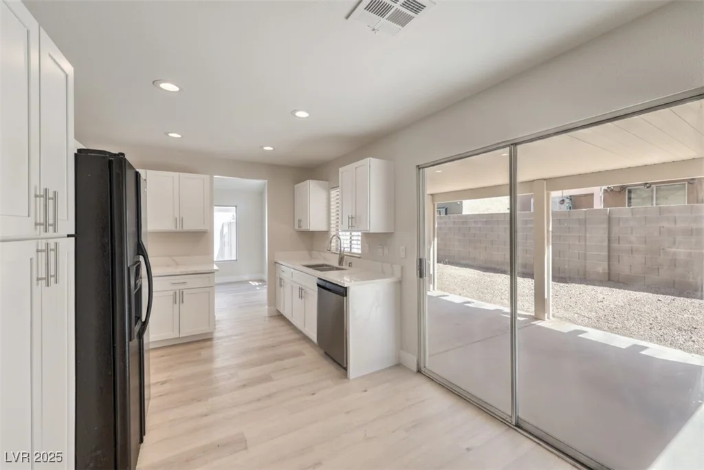 7909 Gilmore, Las Vegas, NV 89129