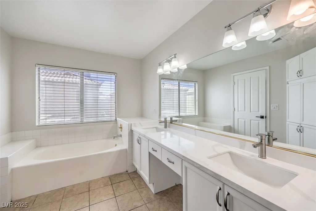 7909 Gilmore, Las Vegas, NV 89129