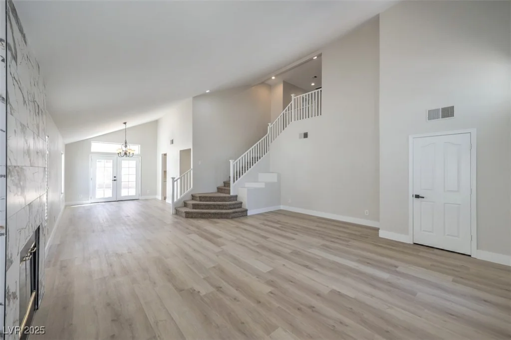 7909 Gilmore, Las Vegas, NV 89129