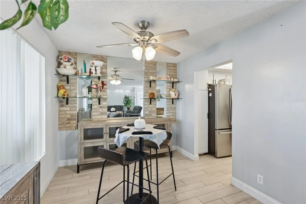 2340 Cardiff, Las Vegas, NV 89108