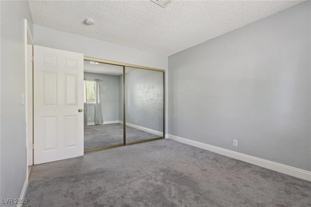 2340 Cardiff, Las Vegas, NV 89108