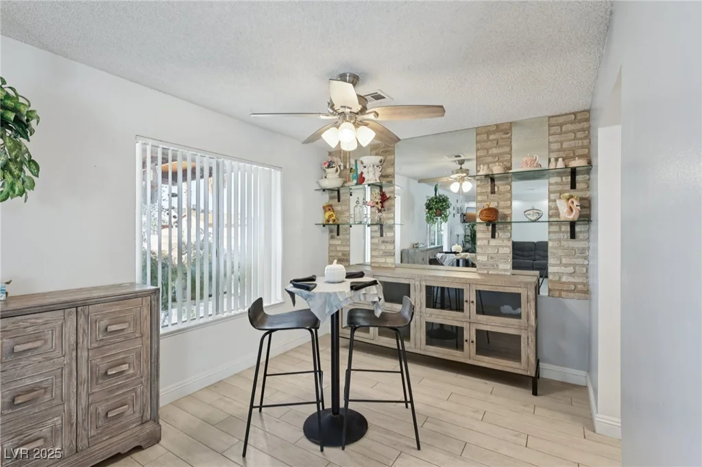 2340 Cardiff, Las Vegas, NV 89108