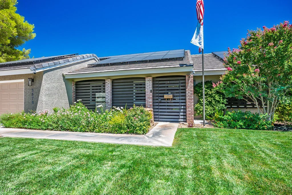 5670 Riley, Las Vegas, NV 89149
